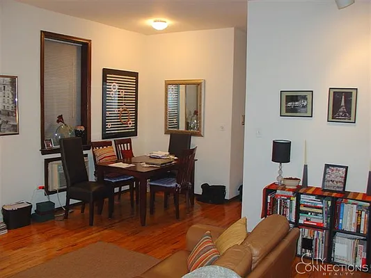 Rented by City Connections Realty | media 51