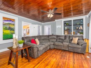 285 Dooms Crossing Rd, Waynesboro, VA 22980