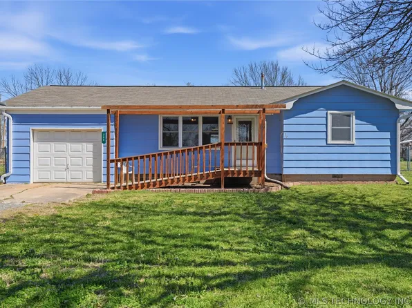 206 N Coal St, Chouteau, OK 74337
