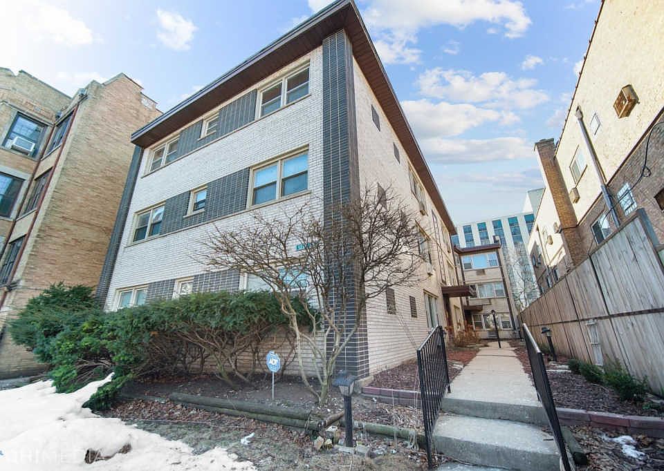 1st image of 1231 W Lunt Ave APT 2N