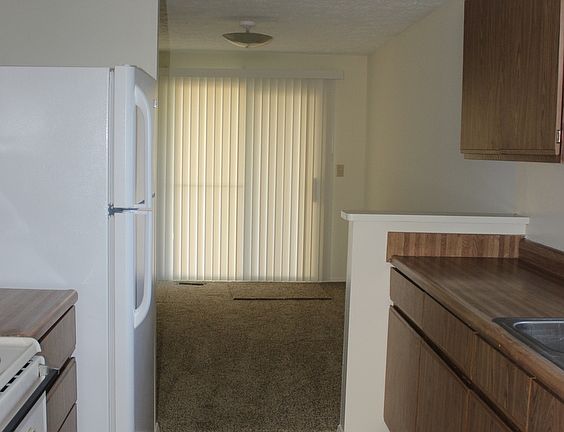 4th image of 8294 Big Springs Ct