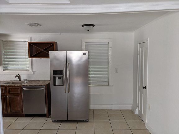 3rd image of 518 Palmetto St