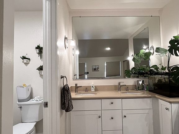 3rd image of 4004 Mahaila Ave