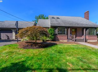 201 SE 50th Ave, Portland, OR 97215