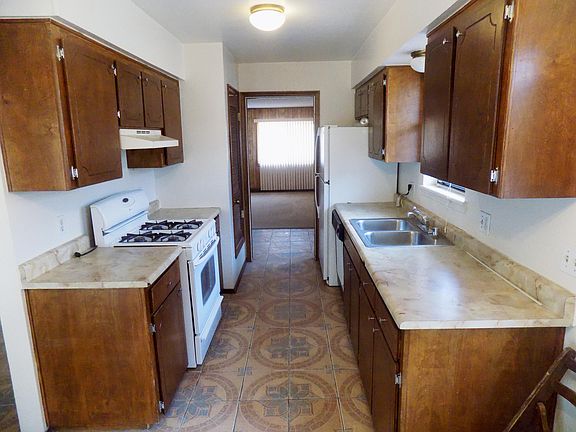 3rd image of 10424 Eaglestone Way