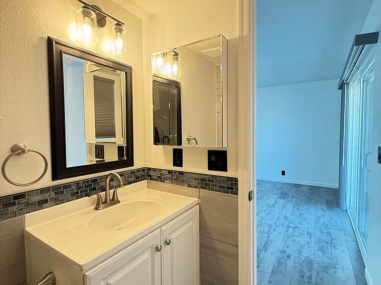 3361 Oro Grande Blvd — Photo 7