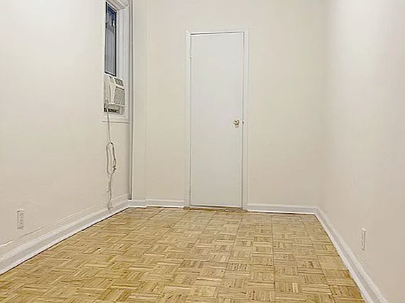 5th image of 421 E 72nd St APT 2B