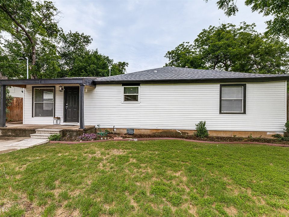 1st image of 4332 Blackstone Dr