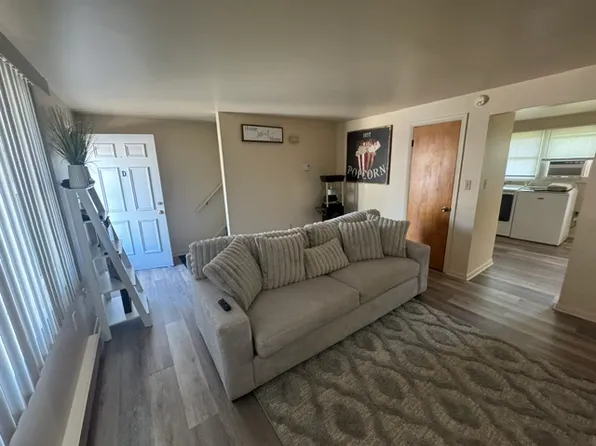 613 Lincoln Way W APT D, Chambersburg, PA 17201