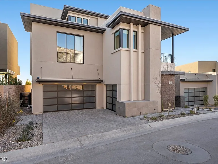 577 Overlook Rim Dr — Photo 54