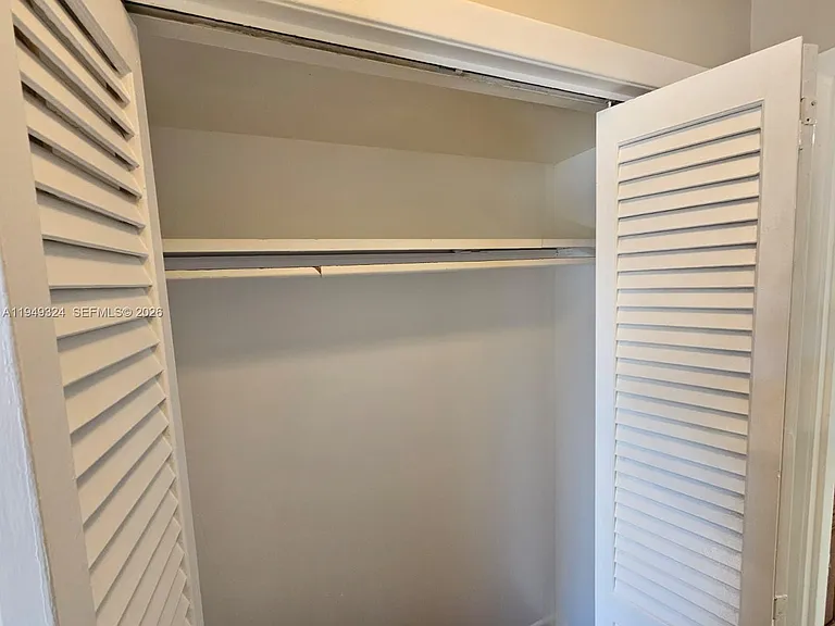 642 NW 13th St #310 — Photo 14