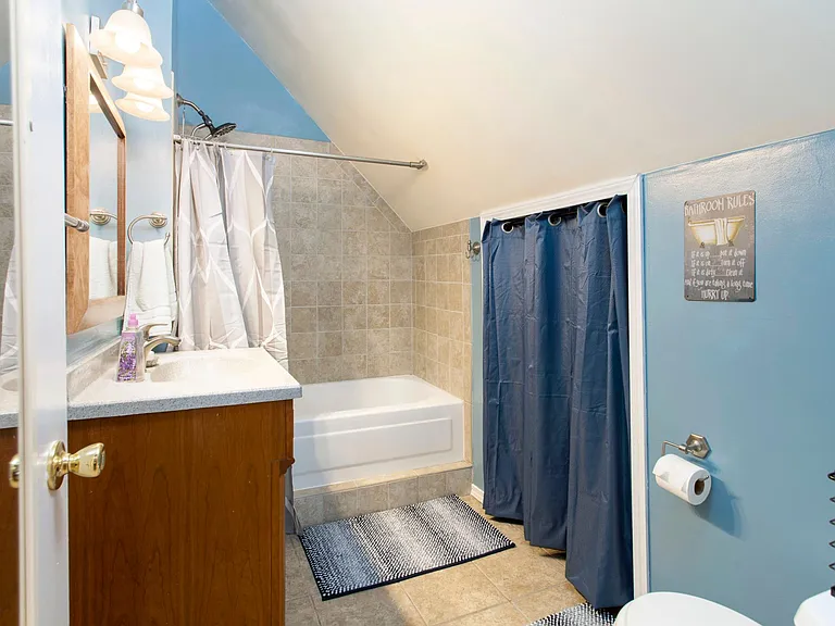 Master Loft Bathroom