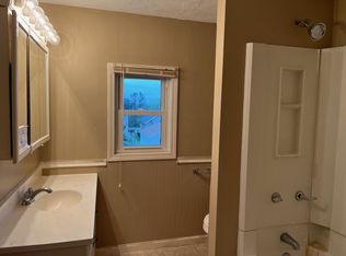 819 Lathrop St, New Castle, PA