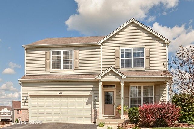 1st image of 1016 Misty Brook Ln