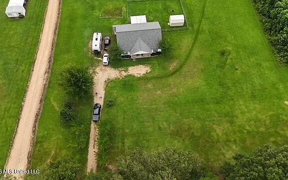 3rd image of 178 Barker Rd