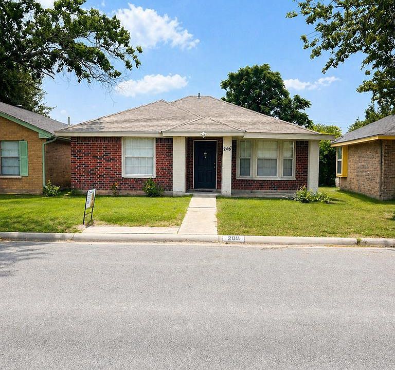 1st image of 23882 Ellie Ln #6