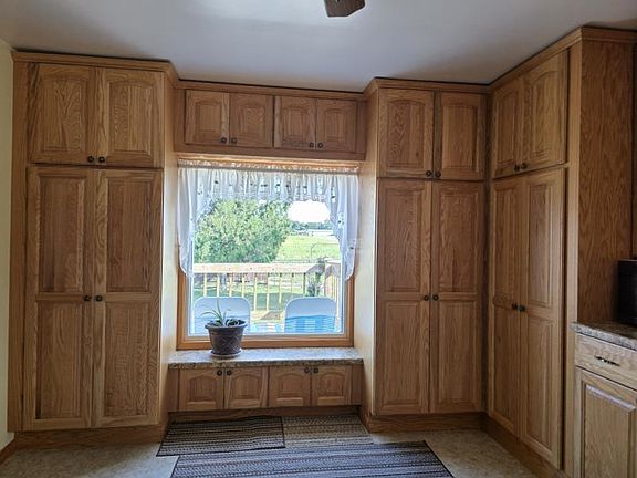 4th image of 6038 W Caro Rd