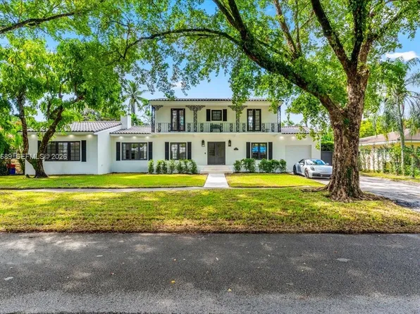 1426 Robbia Ave, Coral Gables, FL 33146
