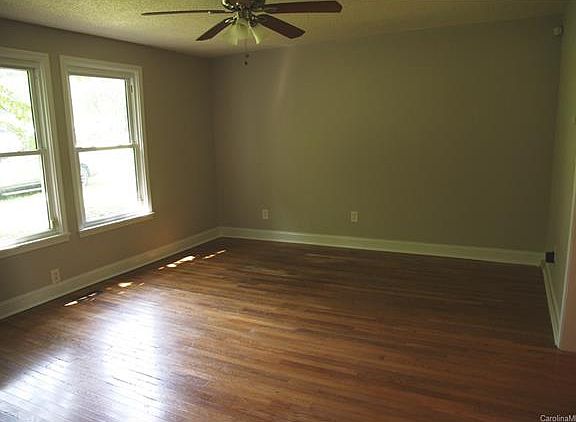 4th image of 601 Noles Dr