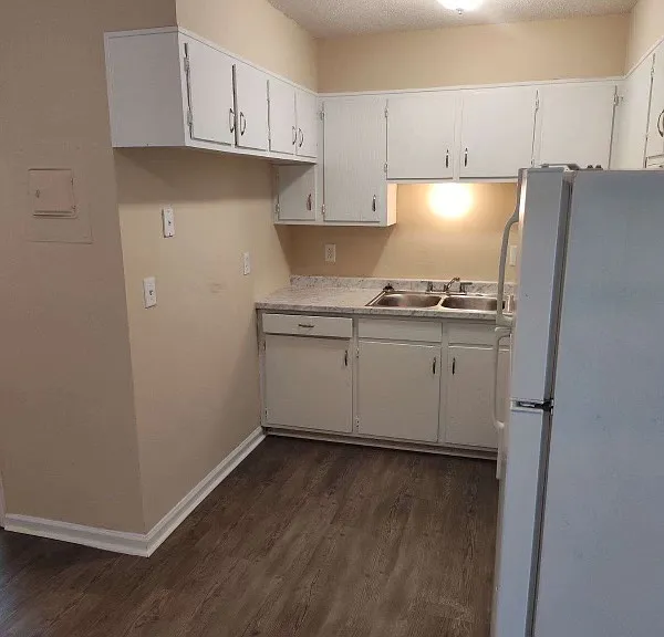 432 Homestead St #C — Photo 7