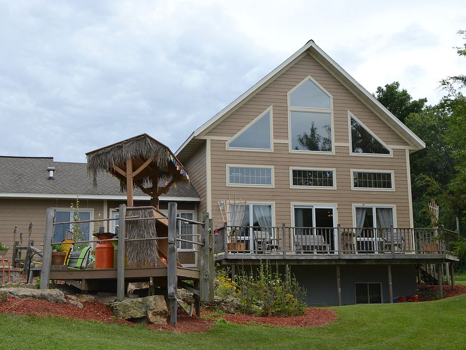 1st image of N5629 Hickory Hill Ln