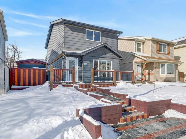 132 E Erin Grove Close SE, Calgary, AB T2B 2T4