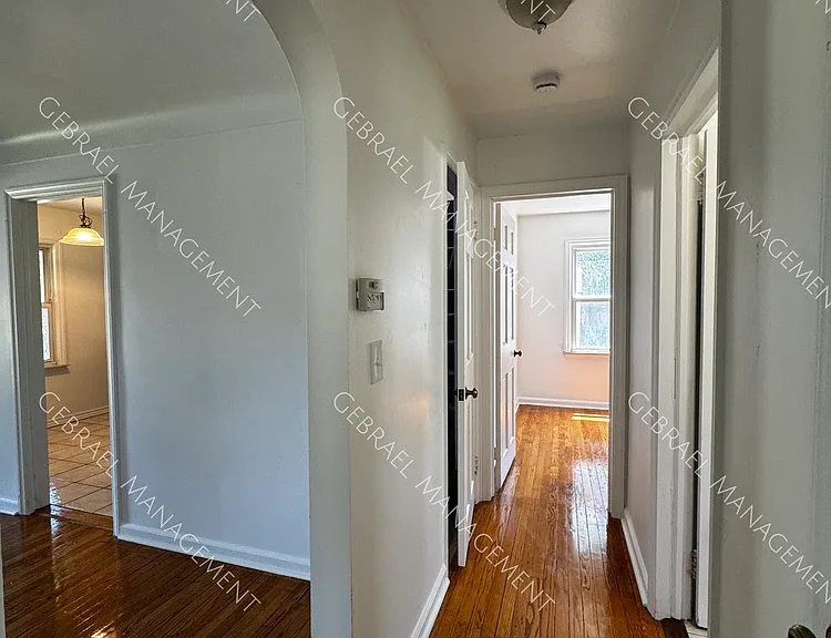 310 Chandler St — Photo 8