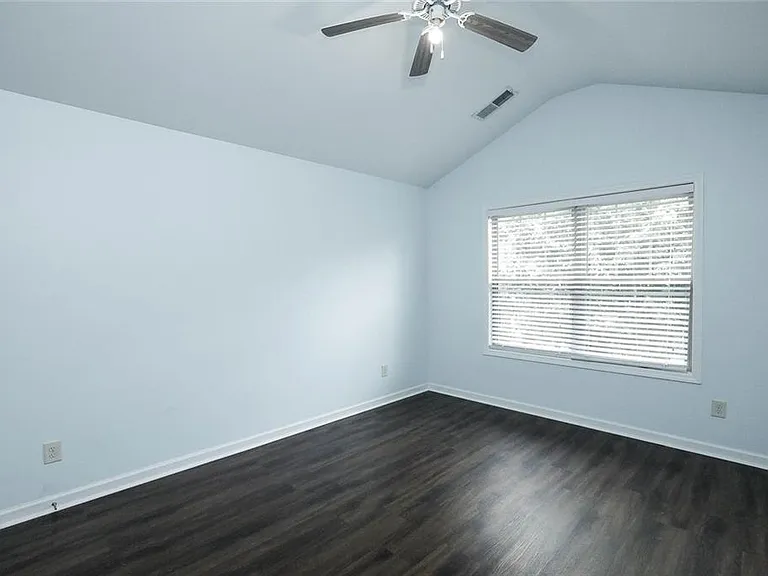 438 Privet Cir — Photo 34