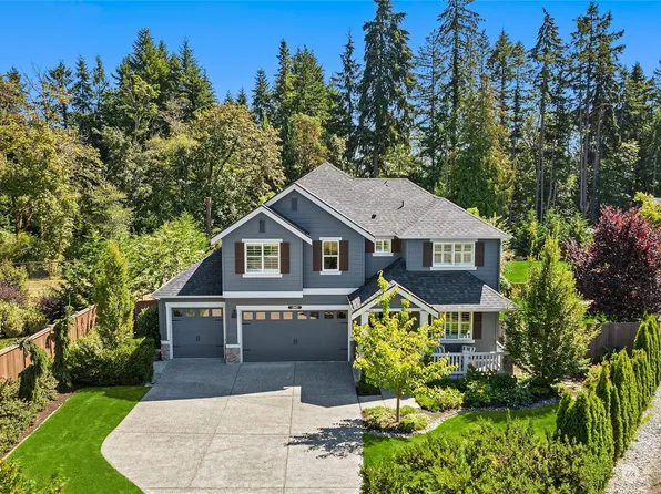 13882 La Vigne Court NE, Bainbridge Island, WA 98110