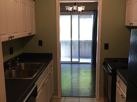 3rd image of 5013 Walnut St APT E