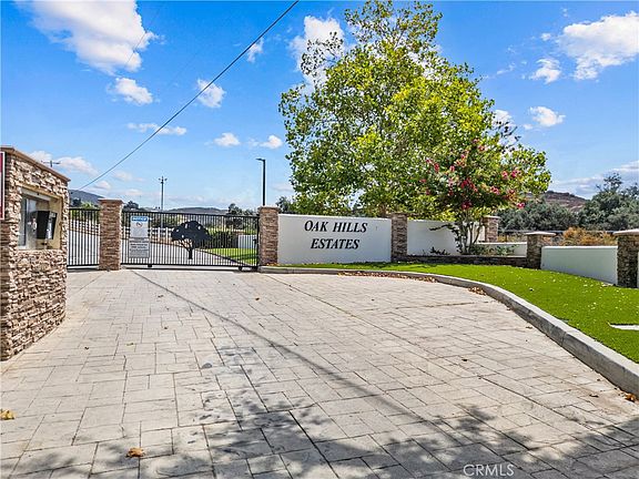 3rd image of 37807 Valgio Dr
