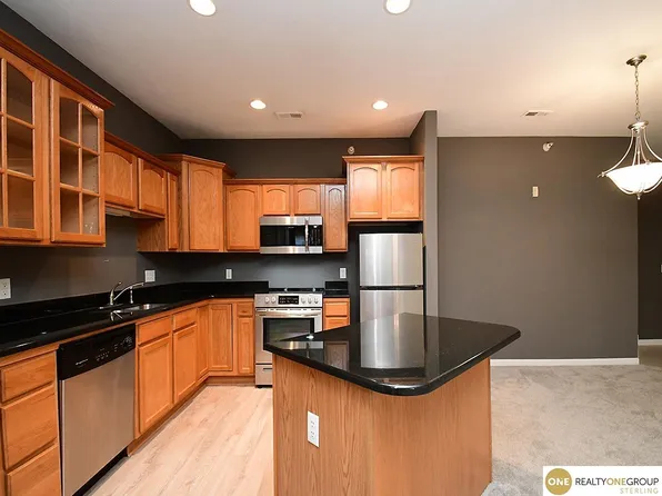 3310 N 147th Ct APT 2111, Omaha, NE 68116