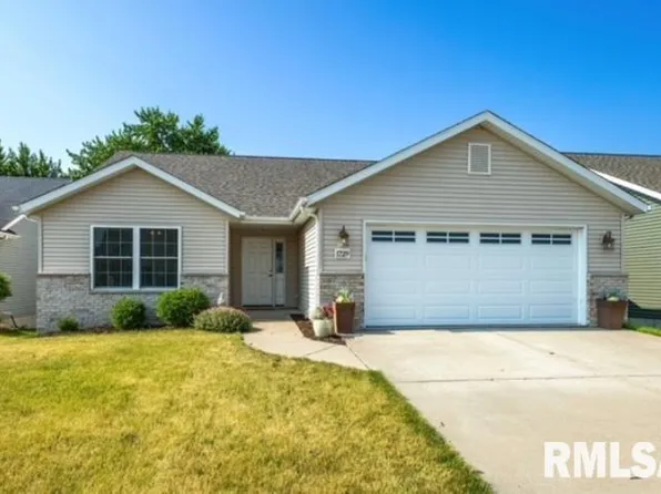 1729 Jordyn Ct, Davenport, IA 52807