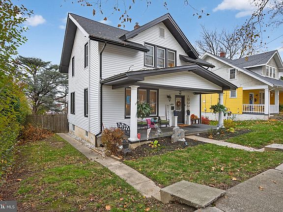 2nd image of 2314 Hoffer St