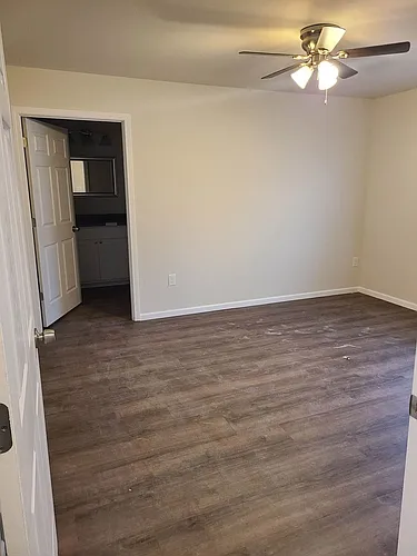 4923 Well Rd Photo 1