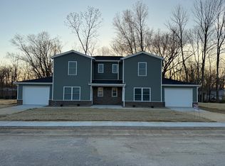 4811 Richmond Dr, Newburgh, IN