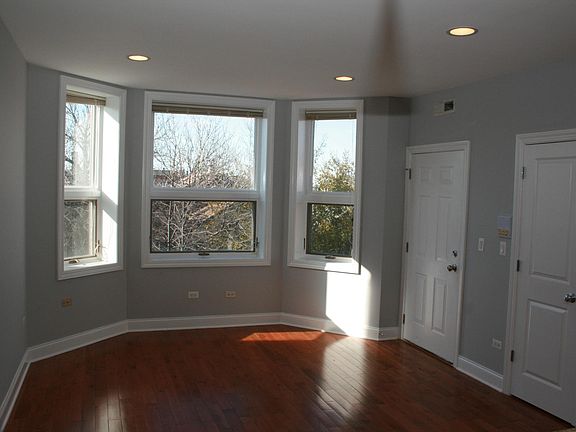 2nd image of 3247 S Emerald Ave APT 2F