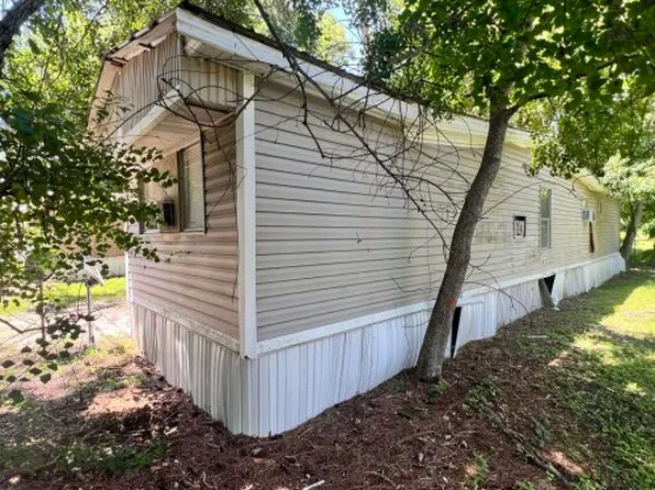 115 Scottish Ln, Thomasville, GA 31792