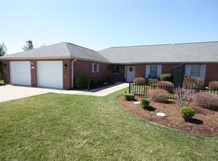 6035 S Stratton Ct #16, Columbus, IN 47203