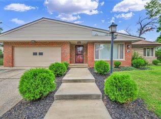 24303 Lake Rd, Bay Village, OH 44140