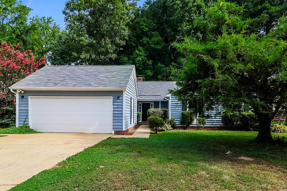 3 bed, 2.0 bath, 1514 sqft, $1,880 — Photo 1