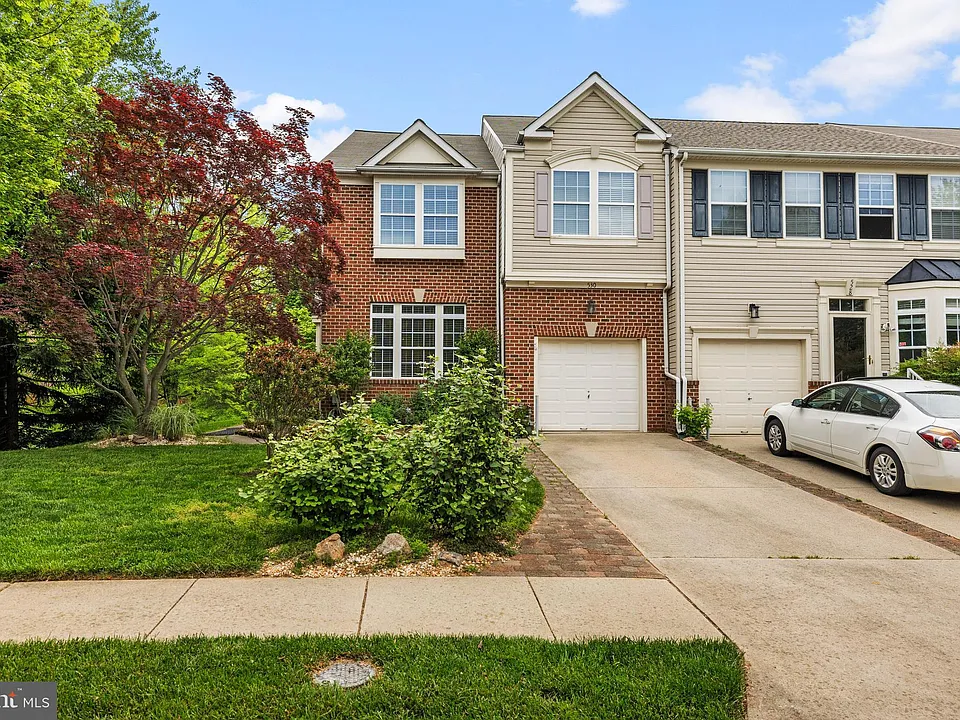 530 Limerick Cir