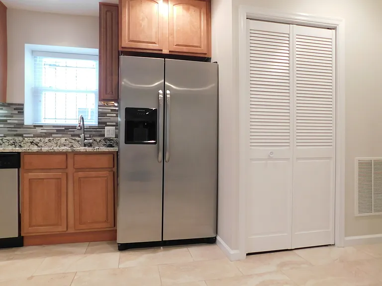 308 Webster St NW #2 — Photo 14