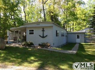 11236 Lake St, Evart, MI 49631