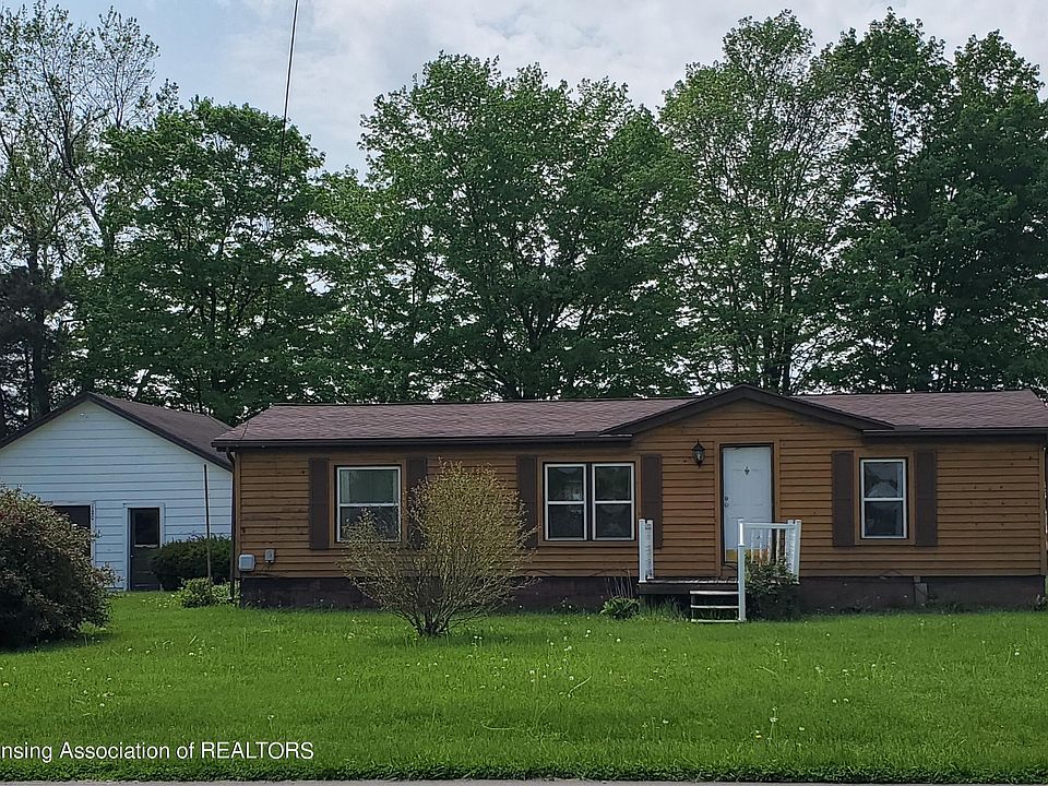 1st image of 120 Parker Ave
