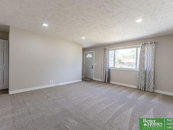 5th image of 9405 Briarwood Ln