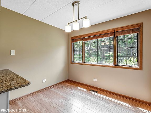 5th image of 7931 W Lakeview Ct APT 1A