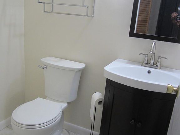 5th image of 1689 Queensbury Cir #5891