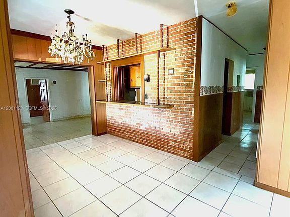 3rd image of 651 Jann Ave