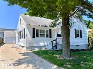 1820 Alpha St, Lansing, MI 48910